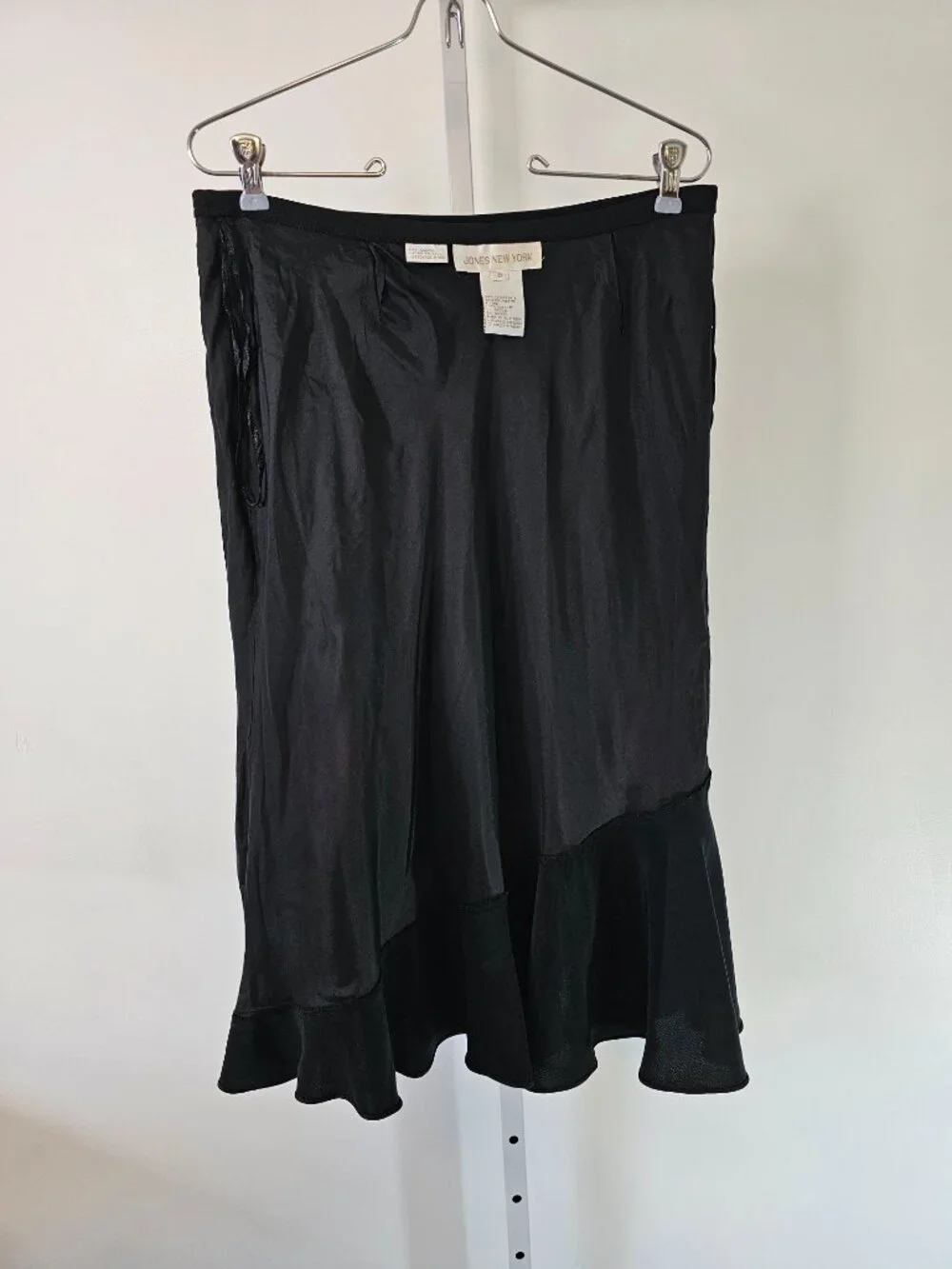 Jones New York black matte